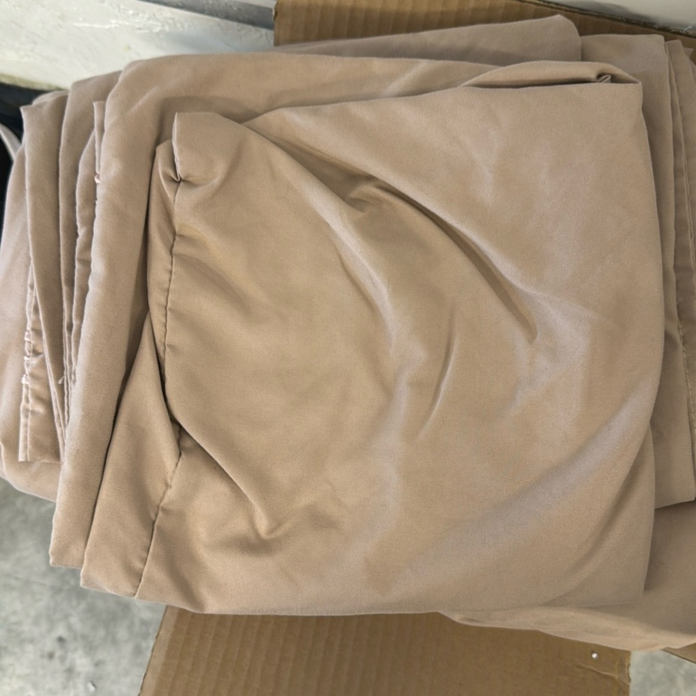 Tan split king sheet set